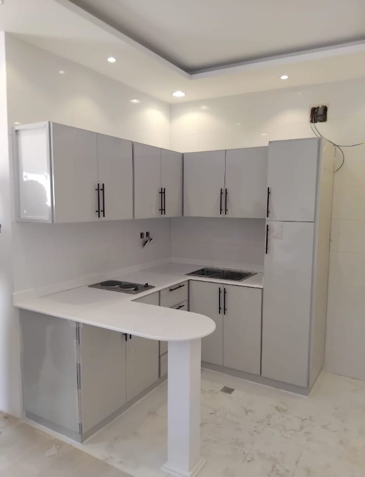  مطبخ المنيوم